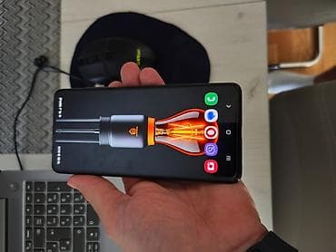 polovni gaming racunari: A 52s odlično stanje 6/128 gb Prefektno ocuvan stanje 9.7 sa — 2