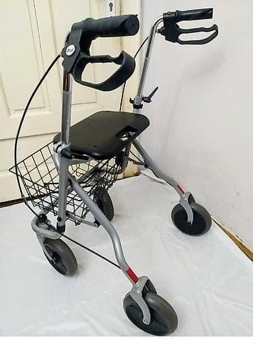 polovne medicinske uniforme: Hodalica/rolator sa 4 točka – DRIVE (nemačka) - Noviji model sa širim — 3