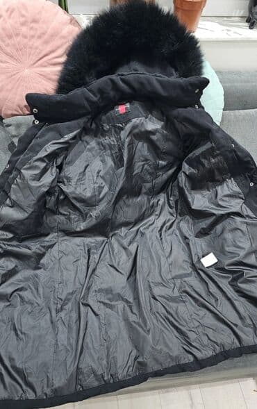 Aksesoari: Ženska zimska jakna/parkа, crna, dužine do kolena. - Topla, prošivena — 4