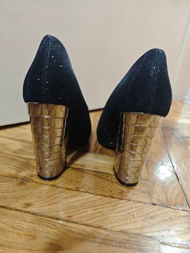 Mokasine: Salonke, 36 — 2