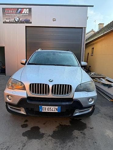 serbia auto market: BMW X5 E70 35 2009. GOD. - KOMPLETAN AUTO U DELOVIMA | Bmw X5 3.5d — 2
