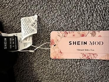 yeezy black reflective: Скроз нове хаљинице за више инфо дм☺️ — 3