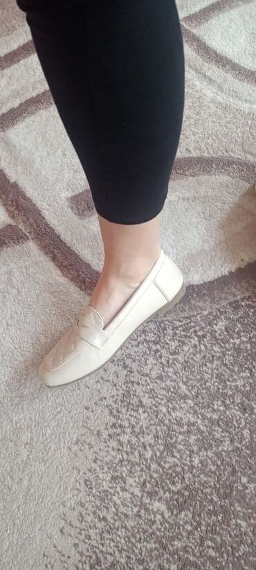 Loafers: Loafers, 36 — 1