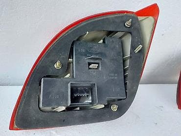 ford fiesta bobina: 8.STOP SVETLA ZA FORD FIESTA OD 1996. DO 2002. GOD. - 96F613N004 — 4