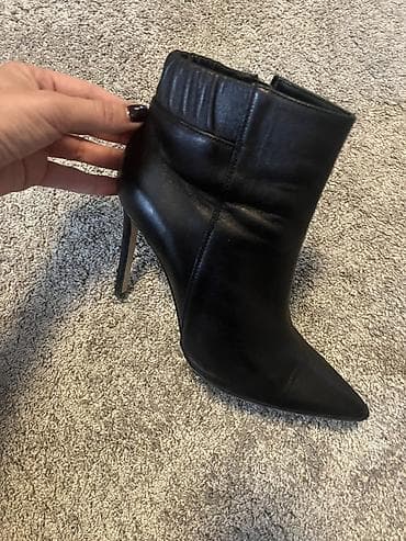 djak zenske cipele: Crne ženske kožne gležnjače sa visokom potpeticom - Materijal: glatka — 4