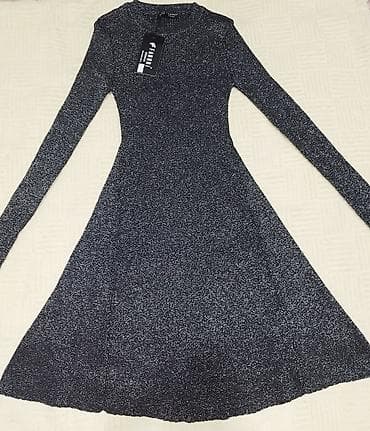 svecane haljine slike: Haljina sa šljokičastim efektom – dugi rukavi - Model: A‑kroj (blago — 1