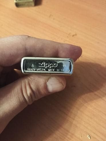 original zippo upaljaci cena: Original Zippo upaljač - Flame Design (Januar 2011) - Potpuno ispravan — 2