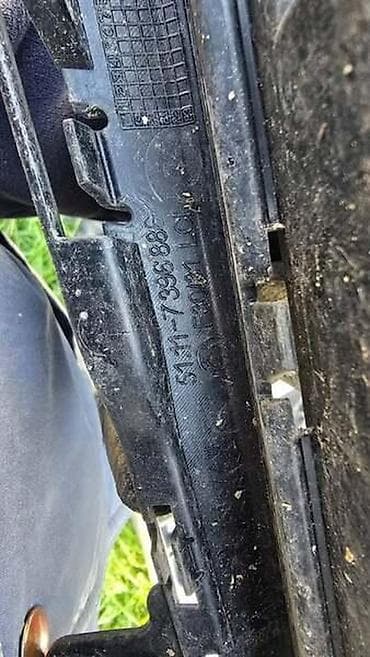 rajber za dizne: REŠETKA DESNA BRANIKA F30 ZA BMW SERIJA 3 | BMW 3 f30 rešetka — 1