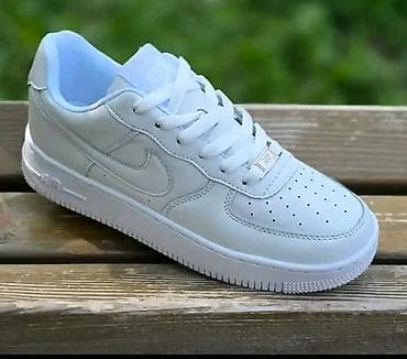 nike air force crne: Nike Force 🧡
Brojevi 36 do 41 — 5