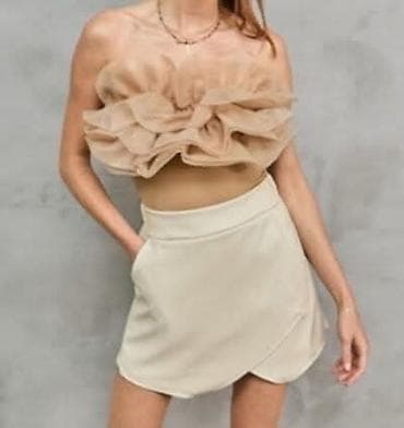 Suknje: Elegantni ženski bodi bez bretela sa raskošnim volanima - Tip: ženski — 2