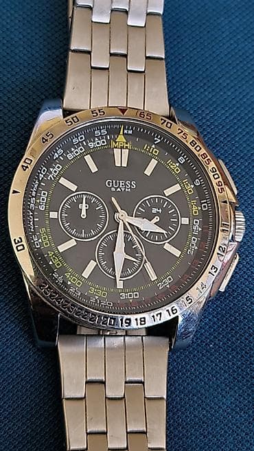 suknje sa resama: GUESS muški ručni sat – model W16559G1 - Kućište i narukvica od — 4