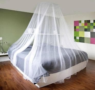 Cena: 2200din Mreža protiv komaraca za krevet Velika bela nadstrešnica