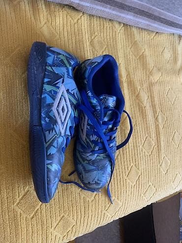 nike patike sa debelim djonom: Dečije patike Umbro – plavo/zelene - Brend: Umbro - Model: patike za — 2