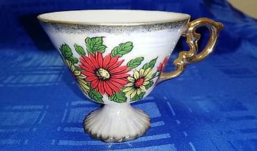 Ostala kuhinjska oprema: Set od dve šoljice za čaj/kafu sa tacnama – dekorativni porculan - — 3