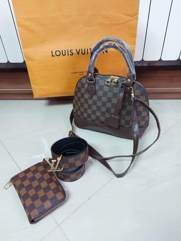 torba za obucu: Cena torbi 2450
Cena kaisa 1.700
Cena novcanika 1.700
Alb sa porezom — 26