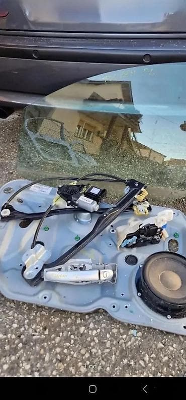 Bočna vrata: KVAKA VRATA VW TOURAN | kvaka vrata vw touran — 1