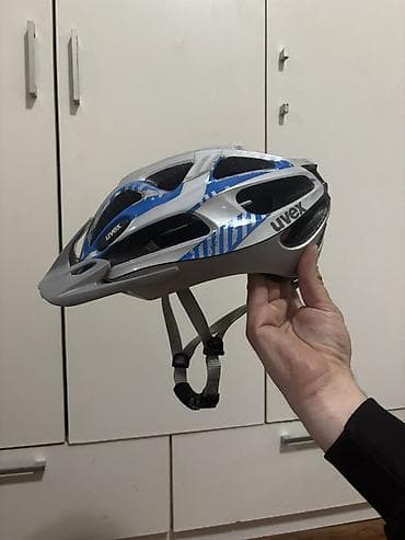 Sport i razonoda: Kacige za biciklo vel obim 52-57 cm su u odlicnom stanju sa sitnim — 3