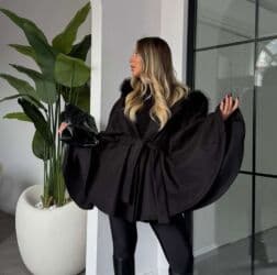 Women's Sweatsuits: 11 pelerina — 2