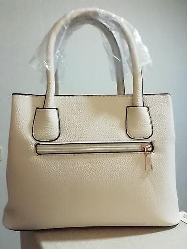 new yorker torbe za plazu: Nova prelepa bež tašna dužine 30cm i visine 22cm. 3 pregrade unutra — 5