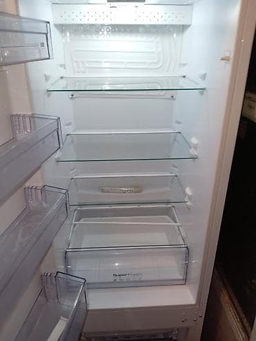 polovni samsung a51: Samsung mini frižider sa zamrzivačem – model - Kompaktan samostojeći — 9
