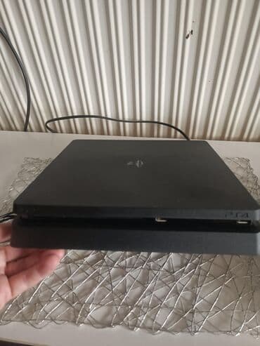 huawei p20 pro cena polovan: Sony PlayStatione 4 Malo korišćen Potpuno ispravan Besplatni nalog — 5