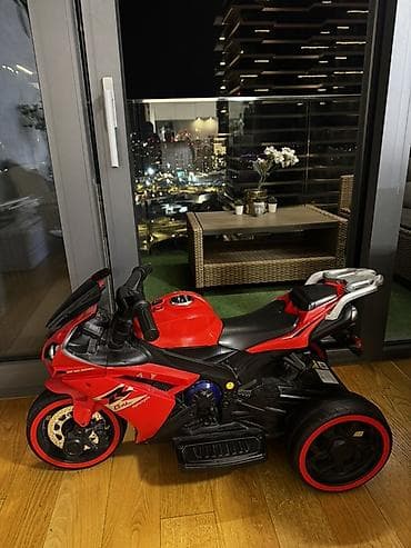 crocs papuce bele: Dečiji električni tricikl – sportski motor - Tip: akumulatorski — 2