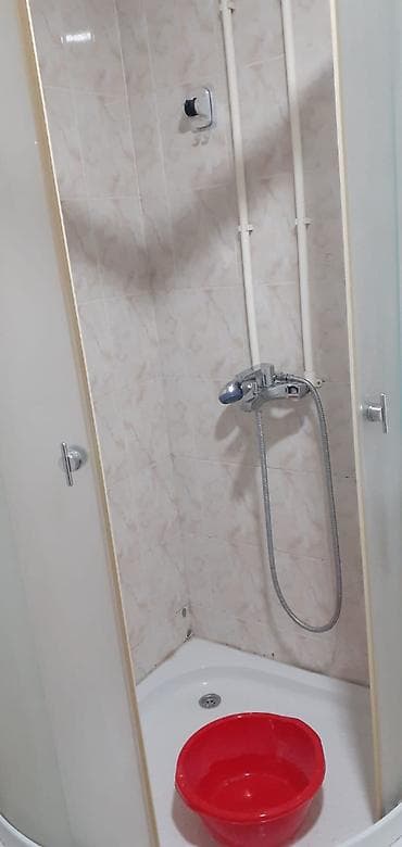 izdajem stan kuce i stanovi za izdavanje leskovac: IZDAJE SE DVOSOBAN STAN U CENTRU NIŠA Izdaje se potpuno namešten — 3