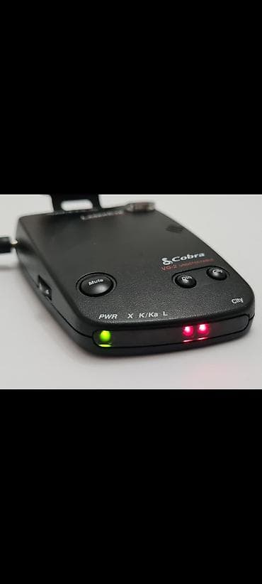 Motocikli i skuteri: Na prodaju radar detektor marke Cobra, model "VG-2 UNDETECTABLE" - — 2