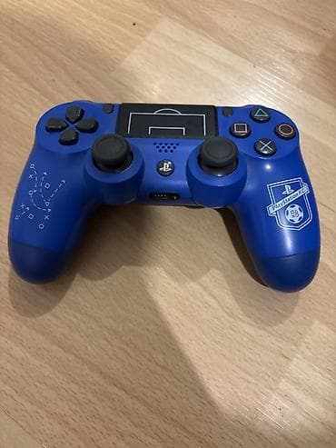 playstation 3 slim: Sony PlayStation 4 Slim (bela verzija) – komplet Sadržaj paketa: - — 2