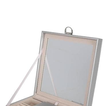 stvari za školu: Organizator za nakit sa kljucem 
Izradjen od eko koze
2500 rsd — 4