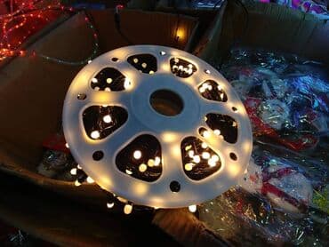 Novogodišnja rasveta 50 m kotur cena 3100 din 100 m cena 3900 din na lalafo.rs Novogodišnja rasveta 50 m kotur cena 3100 din 100 m cena 3900 din