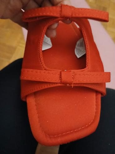 Slippers 40, color - Red