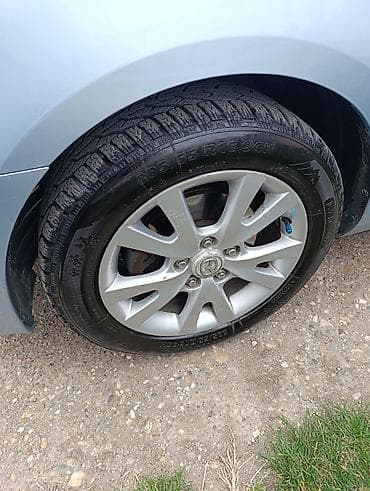 Used Cars: Mazda 3 – hečbek, svetloplava boja. Dizel sa manuelnim menjačem — 2