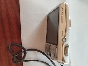 digitalni sat na struju: Olympus µ 820 kompaktni digitalni fotoaparat - Rezolucija: 8.0 — 4