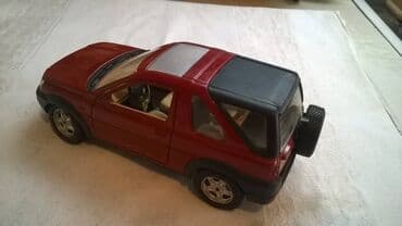 range rover igracka: Burago Land Rover Freelander ocuvan — 3