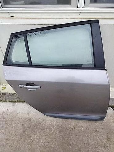 Karoserija: ZADNJA DESNA VRATA ZA RENAULT MEGANE OD 2008. DO 2016. GOD. | Zadnja — 1