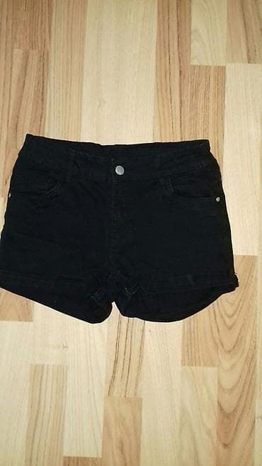 Sortsic za devojcice,super stanje.
Velicina 158