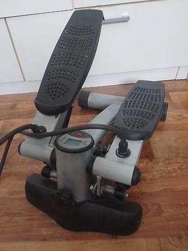 Sports & Leisure: Steper je potpuno ispravan osim displeja za merenje minuta koji nerad! — 2