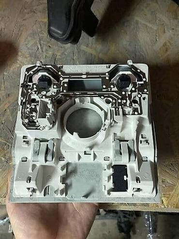 cirkular za traktor: UNUTRASNJE SVETLO ZA VOLKSWAGEN GOLF 6 - 1K0947105 | Unutrasnje — 2