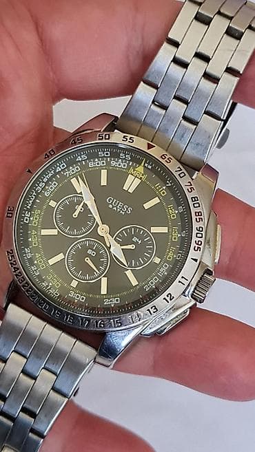 glo cena: GUESS muški ručni sat – model W16559G1 - Kućište i narukvica od — 9