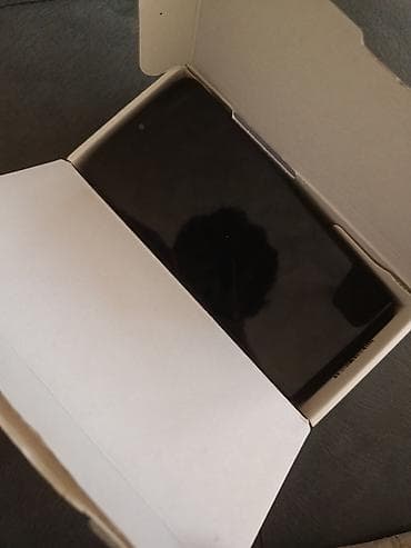 vorner indukciona ploca: Redmi A5 – pametni telefon - Ekran: veliki ekran sa tankim okvirima — 2