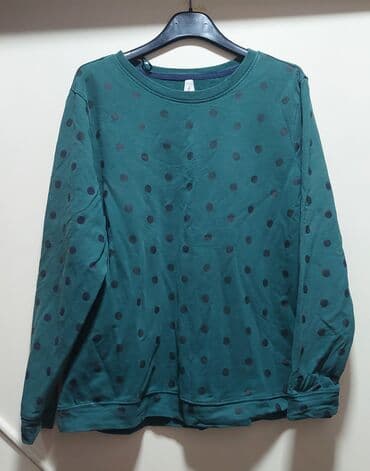 Wedding Clothes & Accessories: Zelena dukserica sa tačkicama - Model: ženska dukserica sa okruglim — 1