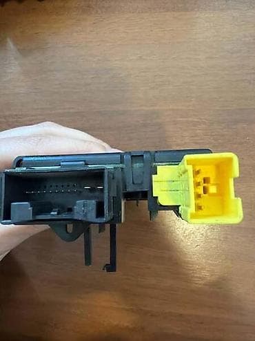 pepeljare za auto: MODUL VOLANA ZA VOLKSWAGEN GOLF 6, TIGUAN, SCIROCCO . - 1K0953549CQ — 4
