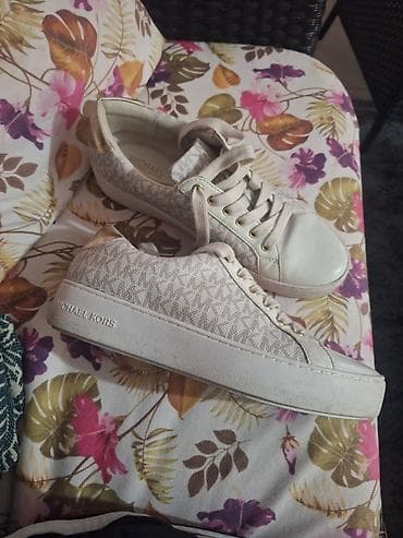 hi tec patike: Michael Kors ženske patike – bež/šampanj ton - Model sa vezivanjem — 1