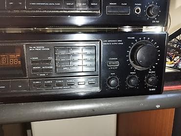 iris tv: Onkyo Hi‑Fi set R1 serije – CD plejer DX‑700 + tuner/pojačalo TX‑902 + — 2
