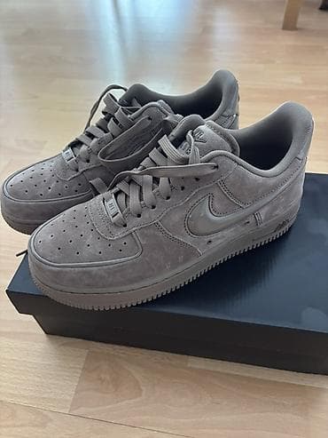 baletanke za gimnastiku: Nike Air Force 1 – niske patike, suede - Model: Nike Air Force 1 Low — 2