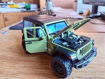 voz igracka: Nov metalni model Džip Vrangler - Rubikon najopremljenija varijanta — 4