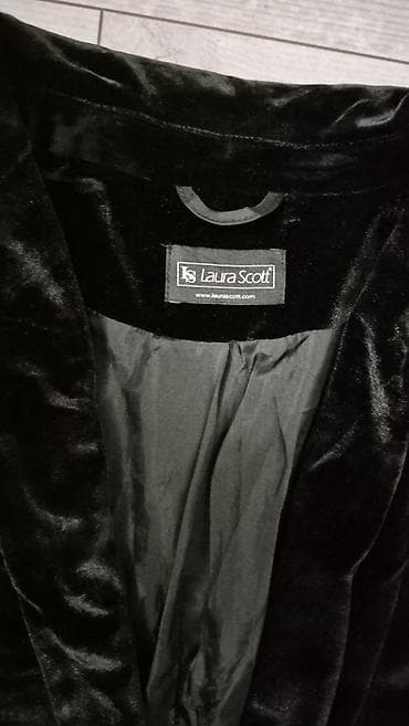 sorc m: Ženski baršunasti blejzer Laura Scott - Brend: Laura Scott (etiketa — 1