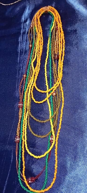 torbice nike: Ručno rađene ogrlice – razni modeli - Set od zlatno‑braon perli — 7