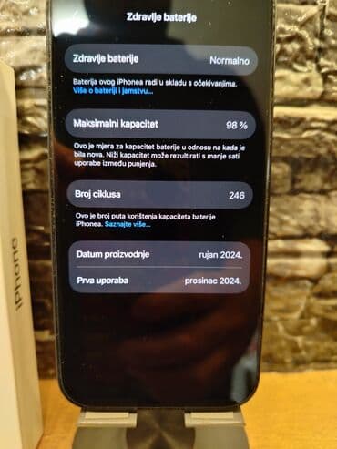 Računari, laptopovi i tableti: Apple iPhone iPhone 16, 128 GB, Crn, Face ID — 2